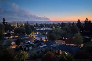 2609 E McLoughlin Blvd, Vancouver, WA 98661 - Photo 15