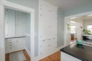 2415 SE Ivon St, Portland, OR 97202 - Photo 19