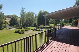 549 Bailey Dr, Roseburg, OR 97471 - Photo 3
