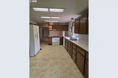 549 Bailey Dr, Roseburg, OR 97471 - Photo 27