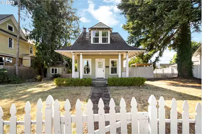 815 N Pearl St, Centralia, WA 98531 - Photo 1