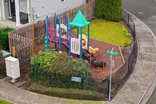 4589 SE Libby Ct, Hillsboro, OR 97123 - Photo 23