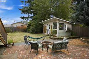 866 SE 136th Ave, Portland, OR 97233 - Photo 41