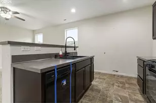 312 York St, Woodland, WA 98674 - Photo 9