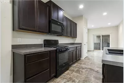 312 York St, Woodland, WA 98674 - Photo 7