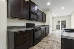 312 York St, Woodland, WA 98674 - Photo 7