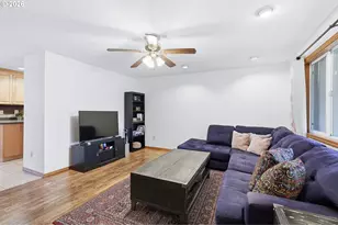 16825 SW Cambridge Ct, Beaverton, OR 97078 - Photo 5