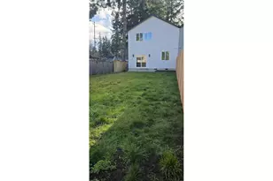 12453 SE Harold St, Portland, OR 97236 - Photo 3