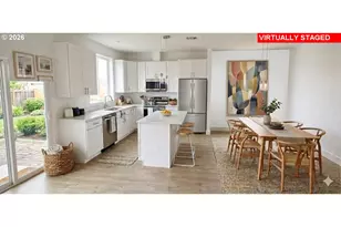 12453 SE Harold St, Portland, OR 97236 - Photo 5