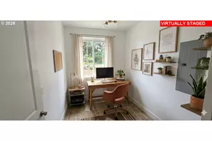 12453 SE Harold St, Portland, OR 97236 - Photo 9