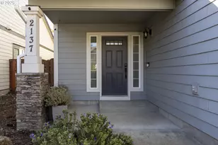 2137 N Legacy Dr, Newberg, OR 97132 - Photo 3