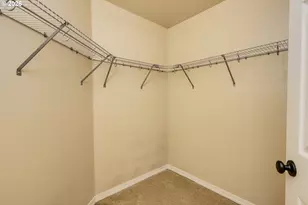 2137 N Legacy Dr, Newberg, OR 97132 - Photo 25