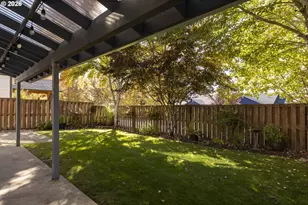 2137 N Legacy Dr, Newberg, OR 97132 - Photo 33