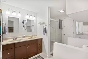 13011 Berta Dr, Oregon City, OR 97045 - Photo 19