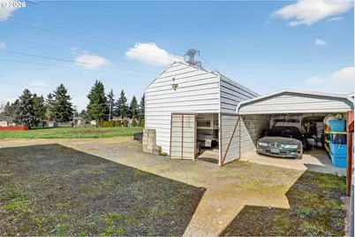 13011 Berta Dr, Oregon City, OR 97045 - Photo 5