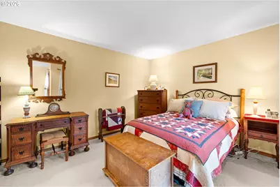 464 Livingood Ln, Lake Oswego, OR 97034 - Photo 17