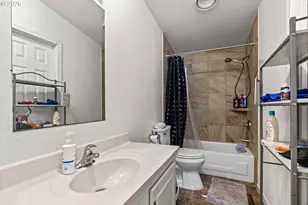595 Kesling St, Harrisburg, OR 97446 - Photo 5