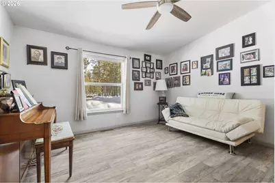 53315 Holiday Dr, La Pine, OR 97739 - Photo 23