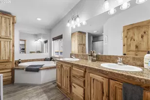 53315 Holiday Dr, La Pine, OR 97739 - Photo 21