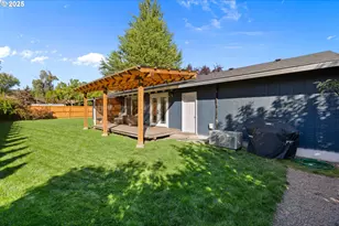 1905 N Springbrook Way, Newberg, OR 97132 - Photo 23