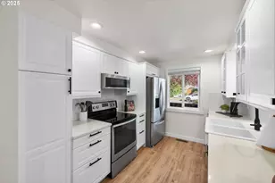 1905 N Springbrook Way, Newberg, OR 97132 - Photo 13