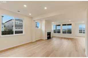 438 W Holly Cir, Washougal, WA 98671 - Photo 5