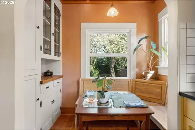 2136 SE 38th Ave, Portland, OR 97214 - Photo 13