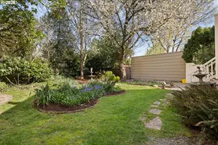 2136 SE 38th Ave, Portland, OR 97214 - Photo 29