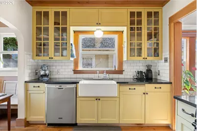 2136 SE 38th Ave, Portland, OR 97214 - Photo 11