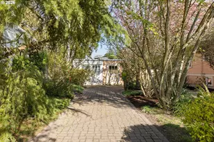 2136 SE 38th Ave, Portland, OR 97214 - Photo 35