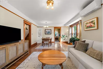 2136 SE 38th Ave, Portland, OR 97214 - Photo 5