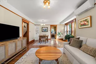 2136 SE 38th Ave, Portland, OR 97214 - Photo 5