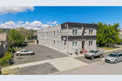 224 S Broad St, Klamath Falls, OR 97601 - Photo 9