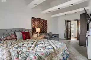 18126 SE Lincoln St, Portland, OR 97233 - Photo 17