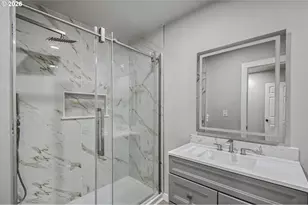 750 SE 135th Ave, Portland, OR 97233 - Photo 17