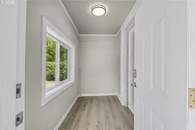 750 SE 135th Ave, Portland, OR 97233 - Photo 7