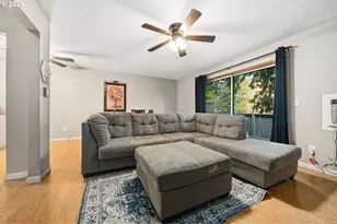 180 NE Kane Dr, Gresham, OR 97030 - Photo 3