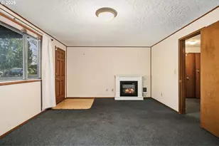 180 NE Kane Dr, Gresham, OR 97030 - Photo 9