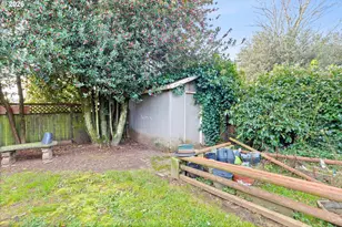 317 SW Angeline Ave, Gresham, OR 97080 - Photo 35