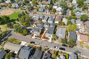 6727 SE Gladstone St, Portland, OR 97206 - Photo 13