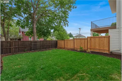 464 SE Haddock Ln, Hillsboro, OR 97123 - Photo 43