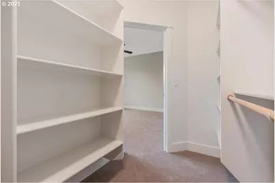 464 SE Haddock Ln, Hillsboro, OR 97123 - Photo 31