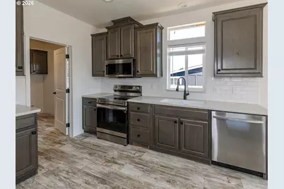 8008 NE 179th St, Battle Ground, WA 98604 - Photo 11