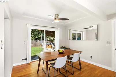 2115 NE 136th Ave, Portland, OR 97230 - Photo 9