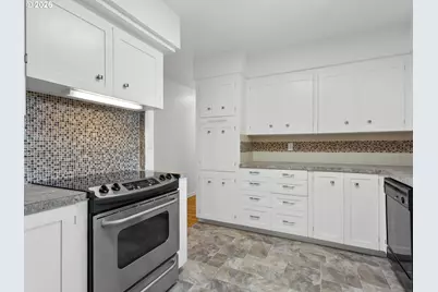 2414 NE 59th St, Vancouver, WA 98663 - Photo 9