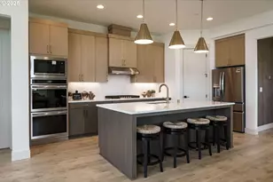 8325 N Hargrave St, Camas, WA 98607 - Photo 5