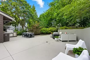4393 Sundew Ct, Lake Oswego, OR 97035 - Photo 31
