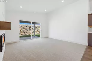 873 NE Laurel Spgs Dr, Hermiston, OR 97838 - Photo 13