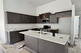 873 NE Laurel Spgs Dr, Hermiston, OR 97838 - Photo 3