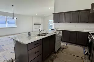 873 NE Laurel Spgs Dr, Hermiston, OR 97838 - Photo 5